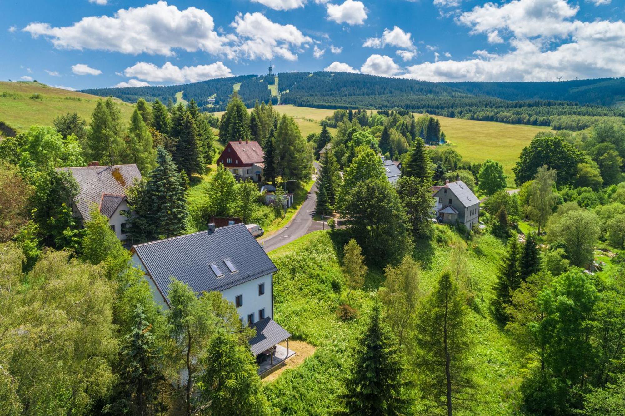 Klinovec 129 Lägenhet Loučná pod Klínovcem Exteriör bild