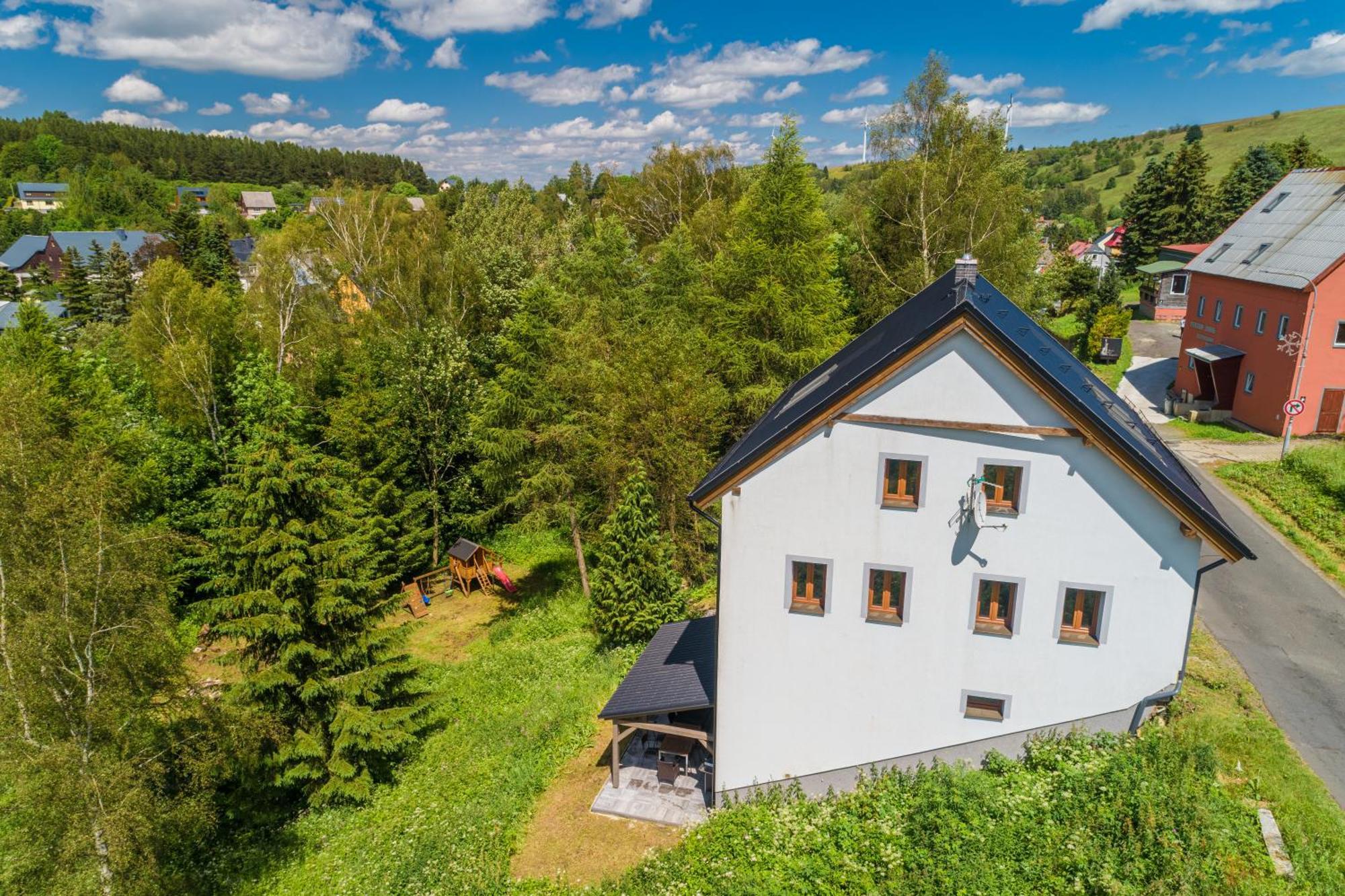 Klinovec 129 Lägenhet Loučná pod Klínovcem Exteriör bild